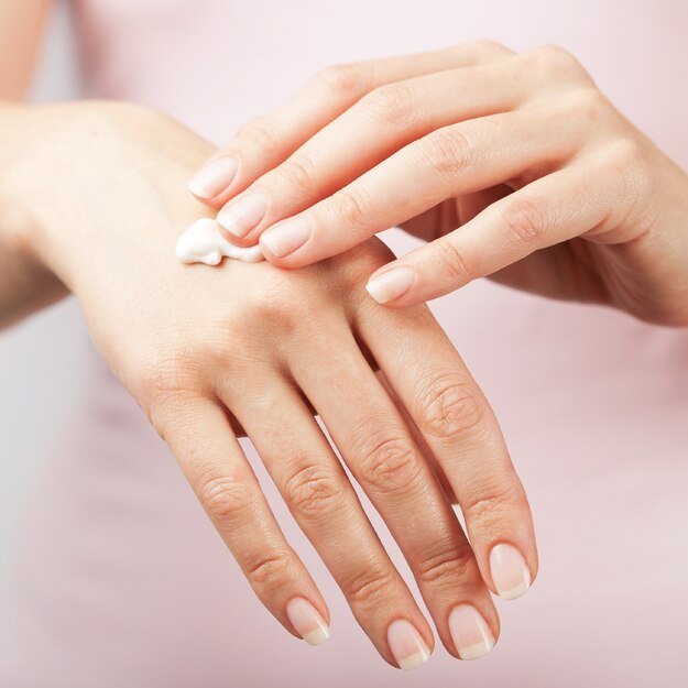 Kūno ir rankų losjonas TORK PREMIUM, S2,420202, 0,5 L 3