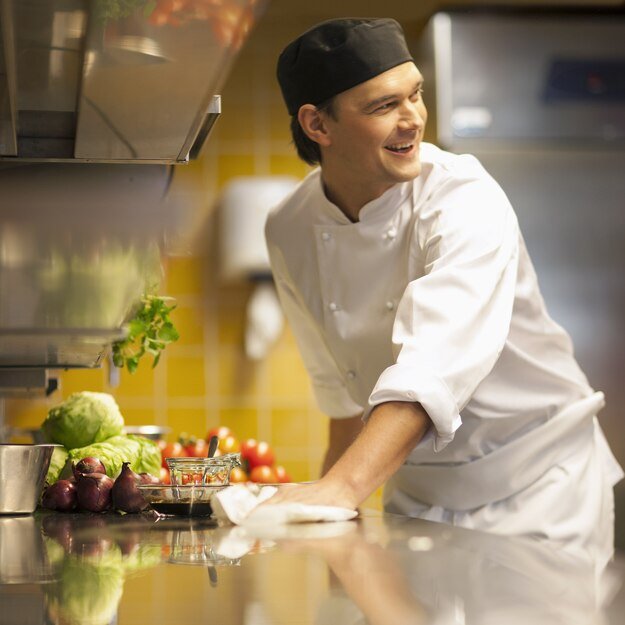 Laikiklis popieriniams rankšluosčiams TORK M2 NEW 3