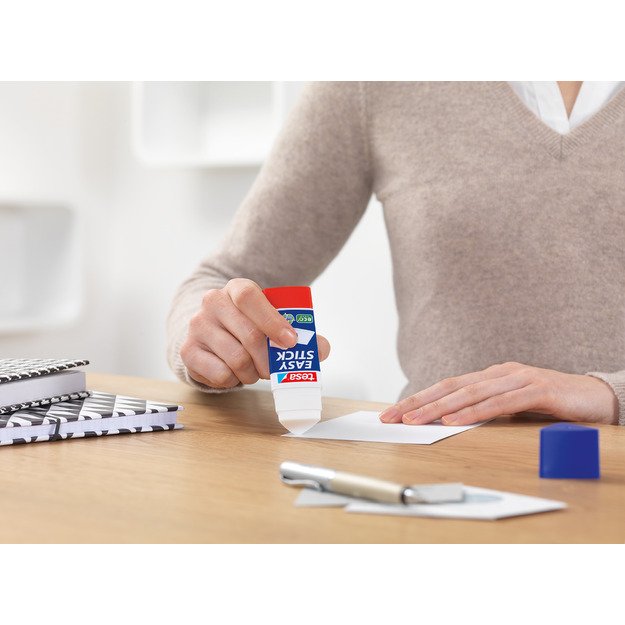 Ekologiški pieštukiniai klijai TESA be tirpiklių (trikampiai) 2